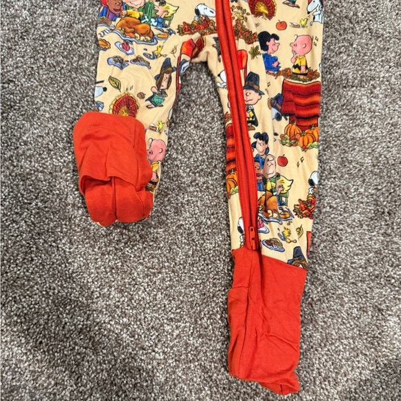 Showstoppers Bamboo Charlie Brown Thanksgiving Pajamas 18-24 Months - Picture 3 of 5